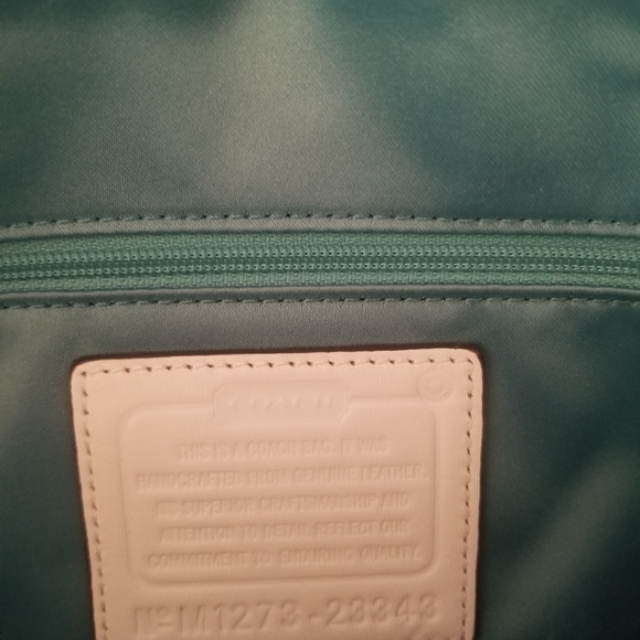 Coach - Picture 5 of 6